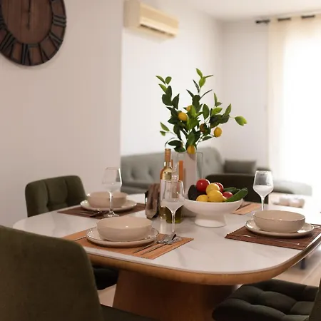 Telmar Sunrise View 100m From The Sea شقة لارنكا