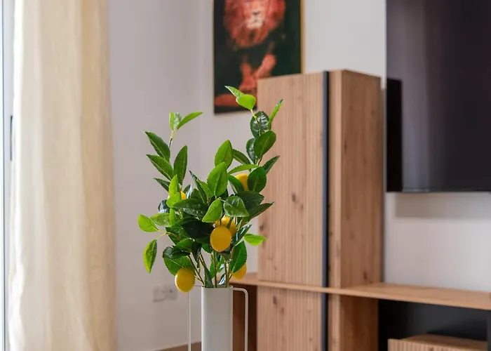 Telmar Sunrise View 100m From The Sea Λάρνακα