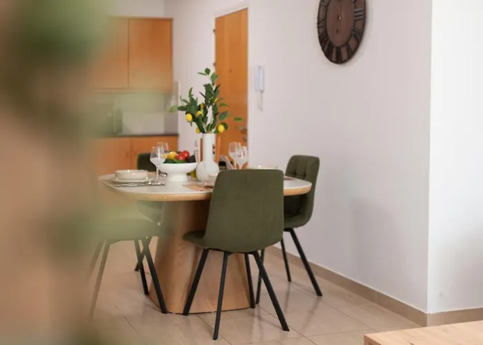 Telmar Sunrise View 100m From The Sea Λάρνακα