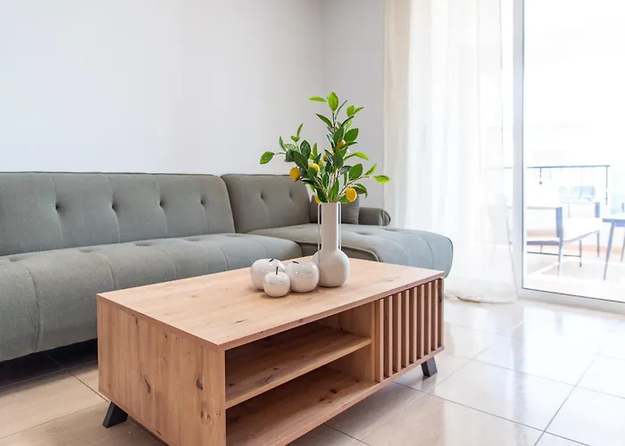 Telmar Sunrise View 100m From The Sea *